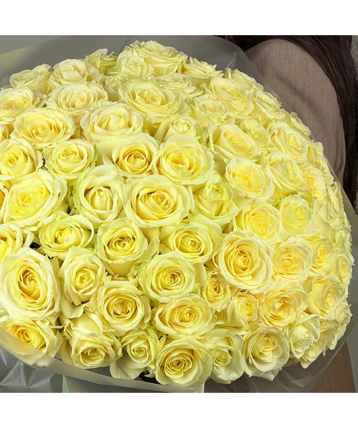 Монобукет из роз сорта Аваланж (75 шт)